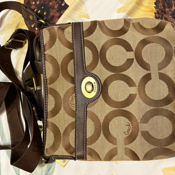 Coach purse - Picture 11 of 12